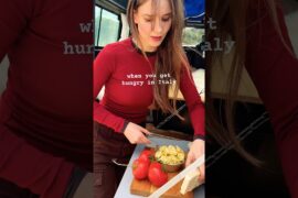 One Pot Tortellini on the Italian Beach