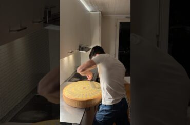 You, me, and something melting in the middle #onion #soup #legruyèreaop