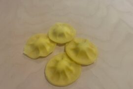 Caramelized pears,ricotta and parmigiano ravioli with a butter sauce