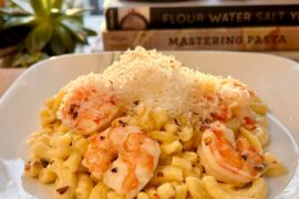 Lemon garlic butter torchietti with prawns
