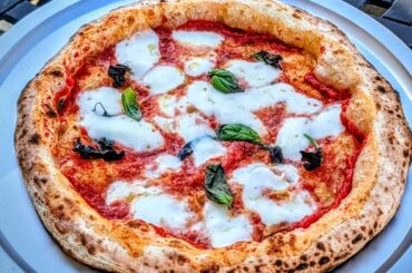 Cosacca, Margherita, Cornicione oh my!