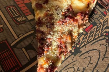 Weird Undercarriage??