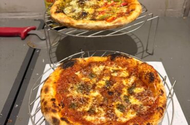 Baked these bad boys at 300 only in an electric oven for 3-4 min. Loved everything, the dough so light, so crispy and so easy to bite. Fermentation 72 hours.