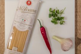 Aglio e olio with fresh garlic and fresh chili pepper