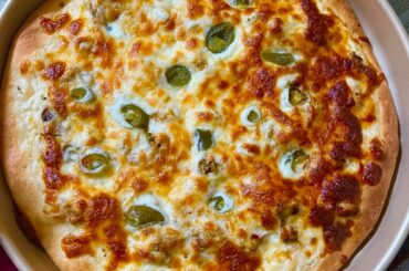 I’ve just baked a fresh pizza! 🍕❤️