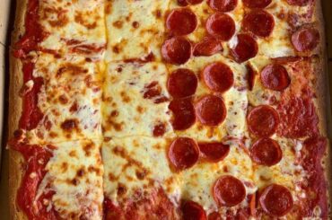 Pizza had arrived for movie night