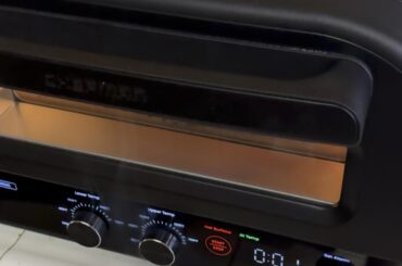 Sausage (not burnt) and pepperoni made in a chefman oven