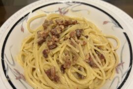 Obligatory Carbonara I made for my Girlfriend from Campania