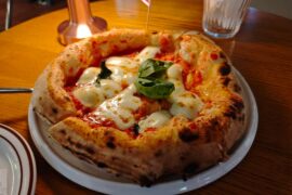 Can u help check out pizza in China