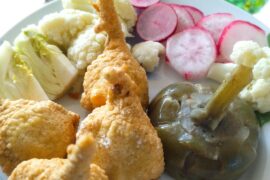 Carciofi fritti in pastella e carciofi in tegame