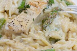 One-Pan Lemon Chicken Orzo with Asparagus (Ready in 30 mins!)