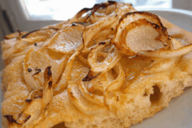 Focaccia con cipolle!