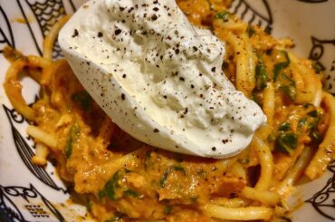 Roasted tomato and basil bucatini with burrata 🍝