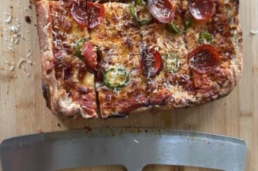 Pan pizza!