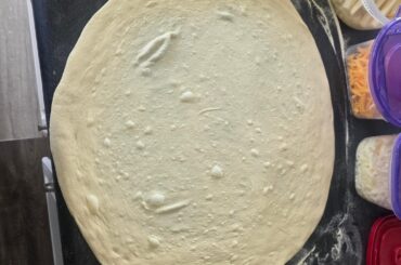 Stuffed Crust Cheese Pizza