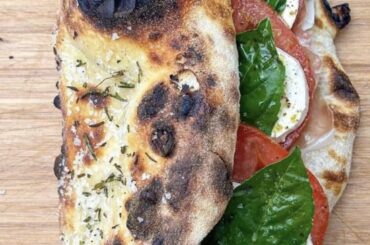 Pizza Sandwich in Buenos Aires, IM shocked. What do u think?