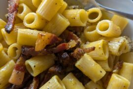 Carbonara mezzi rigatoni
