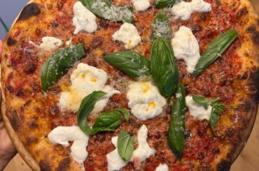 How my homemade pizza started looking once I stopped following random internet recipes