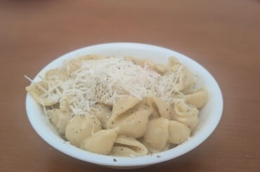 I made some caccio e pepe and I put egg yolk in it, do I deserve death?