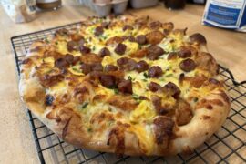 Breakfast pizza