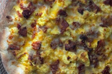 My attempt at a home version of Casey’s Breakfast pizza