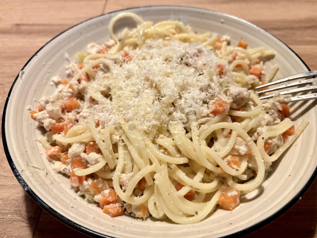 Spaghetti con Ragu Bianco