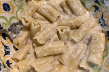 My first ever cacio e pepe ever (rubacuori pasta)