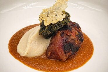 Jorinji onion koji marinated beef shank braised in Guinness and San Marzano tomatoes, bone marrow ragu, roasted cauliflower and white onion purée, spinach gratin, Parmigiano Reggiano tuile
