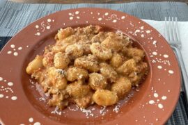 Gnocchi with sausage and red pesto