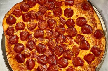 Classic pepperoni pizza
