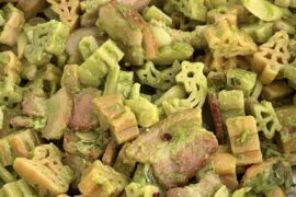 Easy Spinach Pesto Pasta 🌿