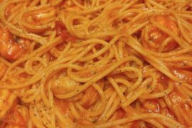 Classic Spaghetti with Shrimps and Tomato Sauce. Simple and delicious! 🍝
