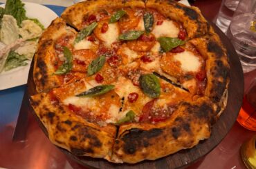 Neapolitan Margherita Pizza