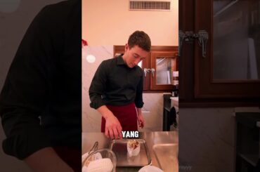 Jangan lupa mencoba kopi legendaris asal italia