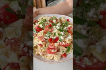 Mediterranean Pasta Salad (Vegetarian, Meal-Prep Friendly)