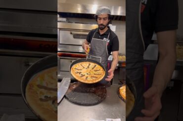 #pizzajohns #pizza #itspizzatime #pizzalover #bbqpizza #food