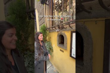 my favorite wine windows in Florence🍷