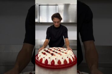 #italy #chef #cuisine #dessert #pastrychef #cake#fypシ #food #viral  #happyvalentinesday #love#shorts