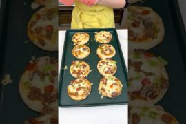 I learned this in Chicago! #recipe #easyrecipe #pizza #food #cooking #chicago