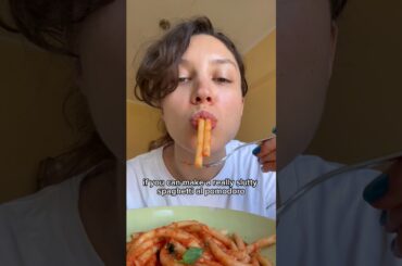 Spaghetti al pomodoro is the real deal Italian kitchen test #italianfood #spaghetti