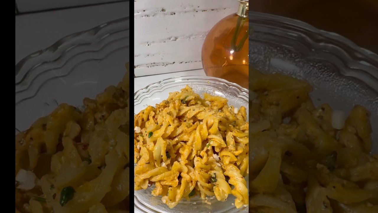 5 Min Viral Recipe Creamy Cheesy Schezwan Pasta | #food #shorts 5 Min Viral Recipe Creamy Cheesy Schezwan Pasta | #food #shorts