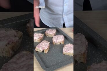 EASY ITALIAN EASTER APPETIZER: Sausage & Stracchino Bruschetta 🇮🇹✨