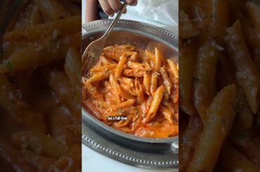 Pasta paglus assemble! 6 spots in #mumbai 🍝 #ashortaday #food #pasta #mumbaifoodie #foodshorts