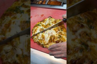 The BUTTER CHICKEN BBQ NAAN PIZZA from Mumbai Dreams in Nyack, NY is 🔥🔥🔥🔥! #DEVOURPOWER