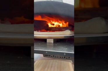 Backyard pizza nights just got a serious upgrade. Bertello SimulFIRE 16" Rotating Outdoor Pizza Oven