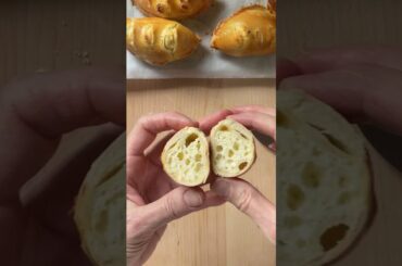 POV: you’ve never tried Italian ricotta fiadone……and now you can’t stop eating these hand pies!