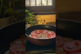 Egg Pizza🍕 #food #recipe #cooking #reels #foodie #love #relationship #fyp #babifreitas #shorts #yt