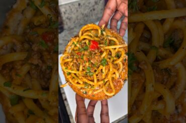 Dirty spaghetti bread bowl recipe. #chefflocko #cooking #spaghetti #fyp #recipe #shorts