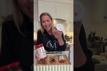 Linguini Sisters Sauce #momshungrykitchen #chicagoeats #easyrecipe #recipe #food #comfortfood