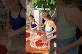 They Made Their Own Pizzas 🍕😛 #lifeaswegomez #familyfun #vacayvibes